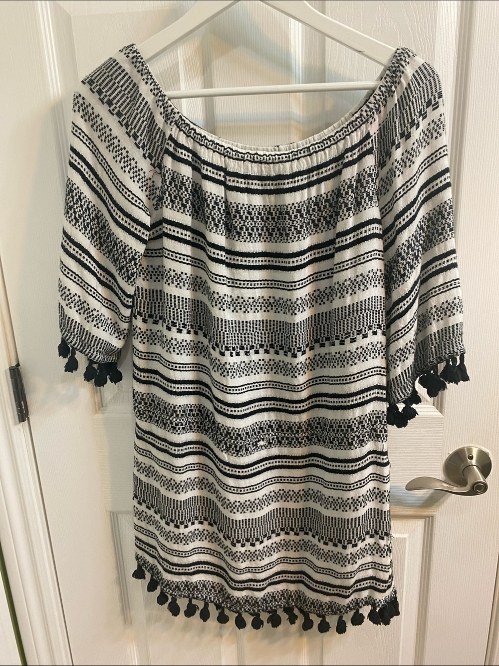 BLUE ISLAND Beach Dress Swim Cover Up Tassel Off Shoulder Medium Black White